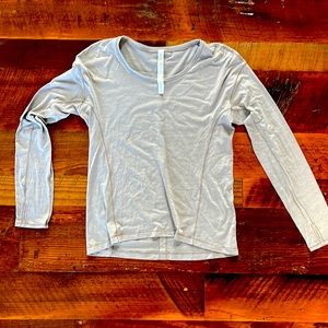 Lululemon top